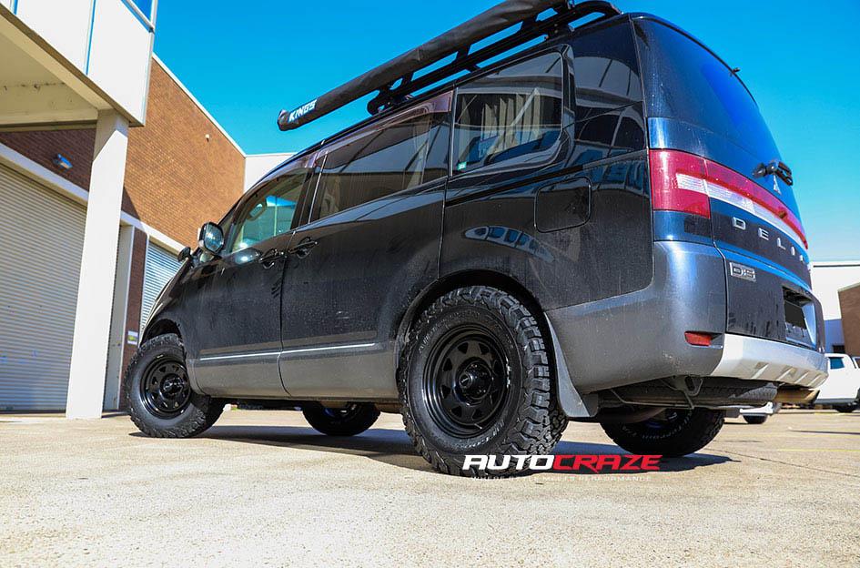 MITSUBISHI DELICA TERRA SATIN BLACK